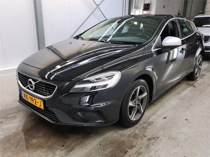 VOLVO V40 2017 yv1mv7980j2487597