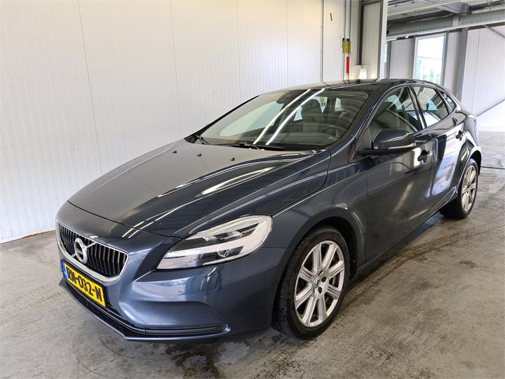 VOLVO V40 2018 yv1mv7980j2488190