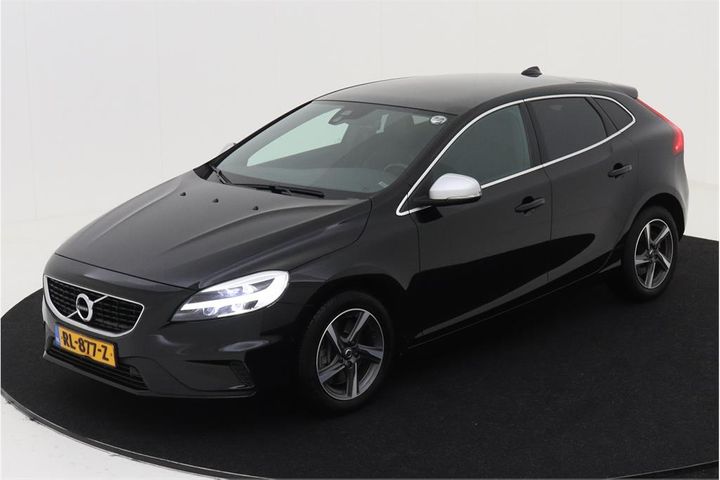 VOLVO V40 2018 yv1mv7980j2488383