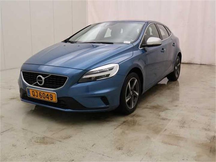 VOLVO V40 2018 yv1mv7980j2499372