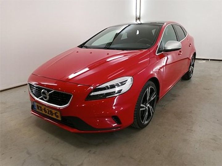 VOLVO V40 2018 yv1mv7980j2504392