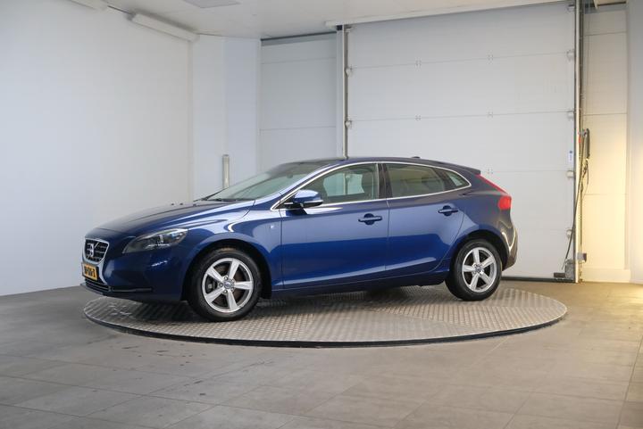 VOLVO V40 2016 yv1mv7981g2322931