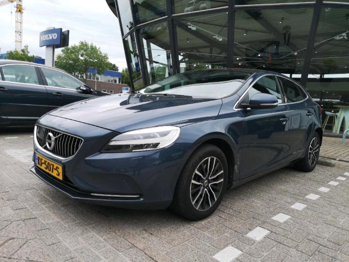 VOLVO V40 2016 yv1mv7981h2381896