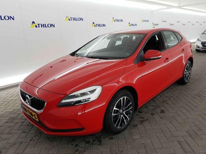 VOLVO V40 2016 yv1mv7981h2383181