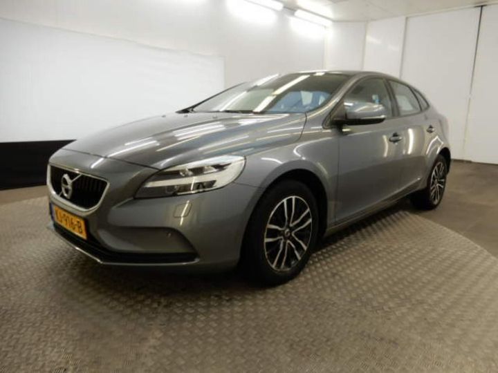 VOLVO V40 2016 yv1mv7981h2385599