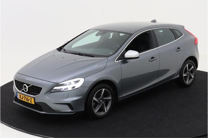 VOLVO V40 2016 yv1mv7981h2390238