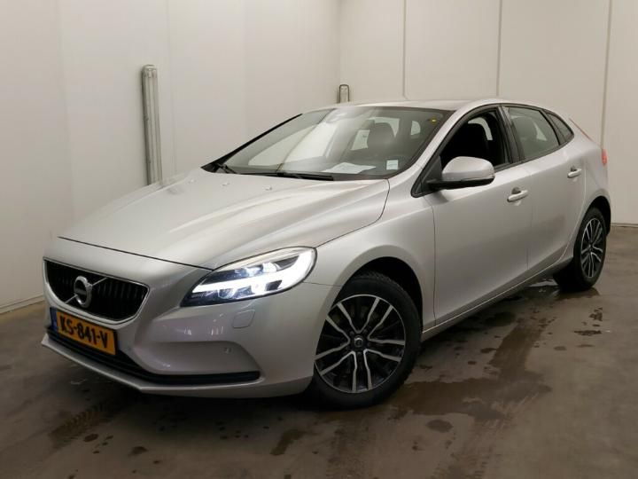 VOLVO V40 2016 yv1mv7981h2403900