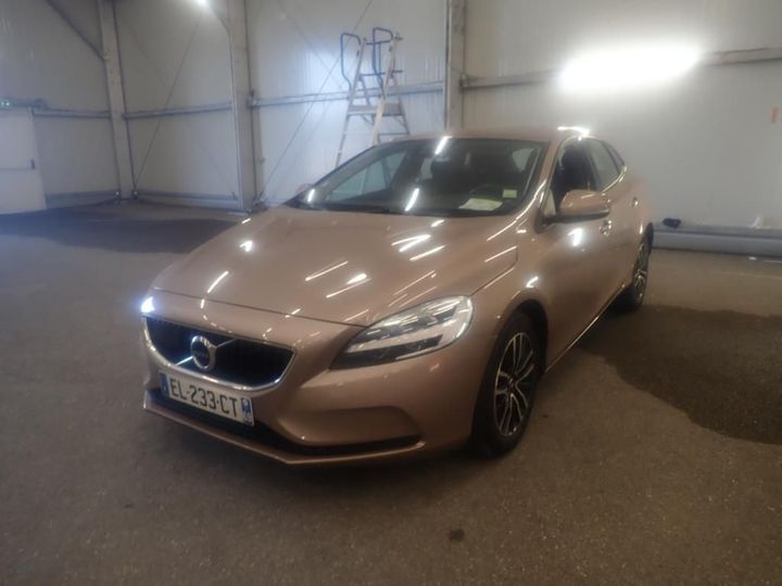 VOLVO V40 2017 yv1mv7981h2426809