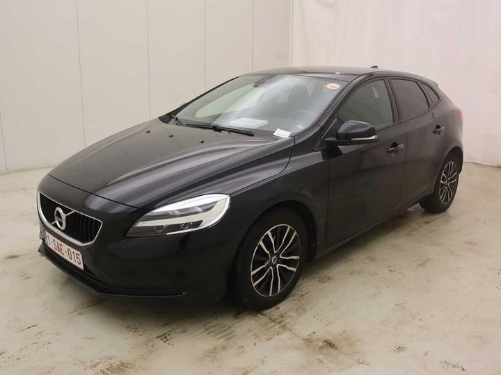 VOLVO V40 2017 yv1mv7981h2432515