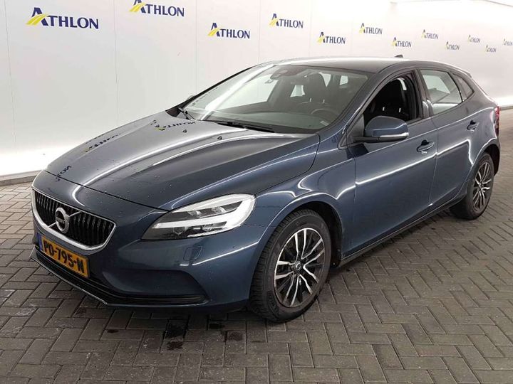 VOLVO V40 2017 yv1mv7981j2445196