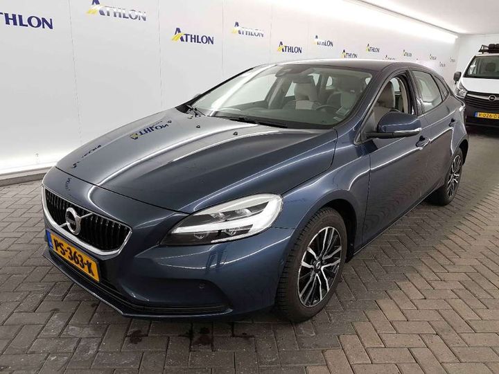 VOLVO V40 2017 yv1mv7981j2461128