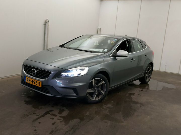 VOLVO V40 2017 yv1mv7981j2472681