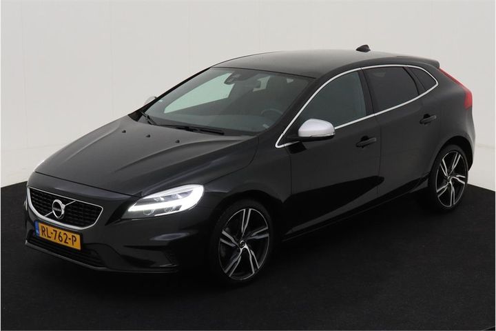 VOLVO V40 2018 yv1mv7981j2486139