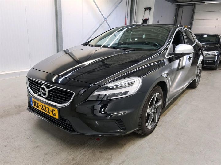 VOLVO V40 2017 yv1mv7981j2488880