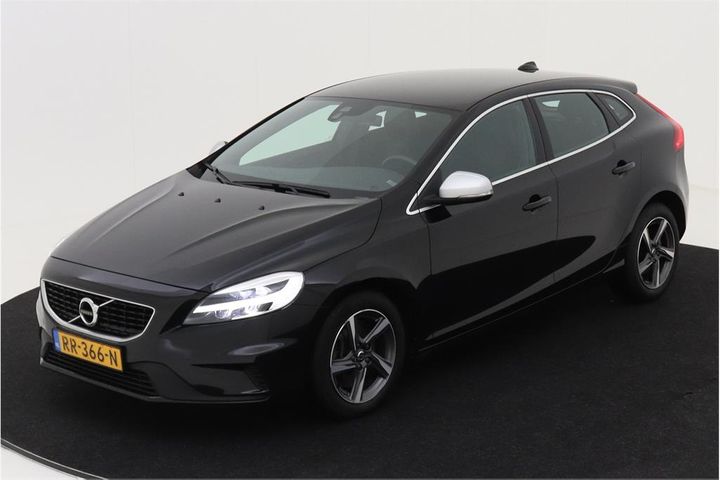 VOLVO V40 2018 yv1mv7981j2495088