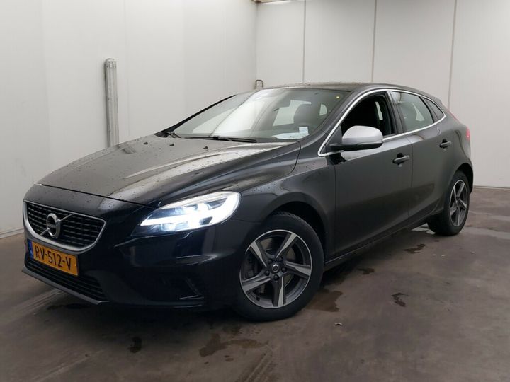 VOLVO V40 2018 yv1mv7981j2501521