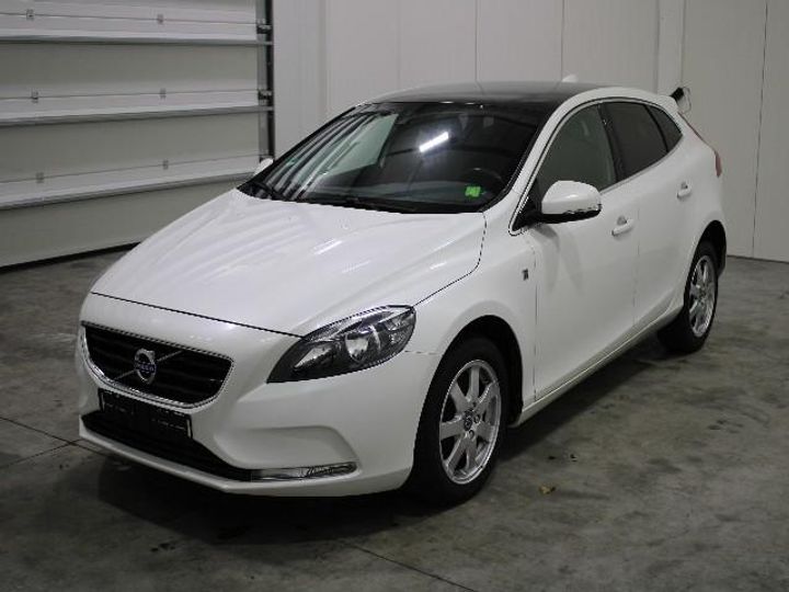 VOLVO V40 HATCHBACK 2015 yv1mv79l0g2305272