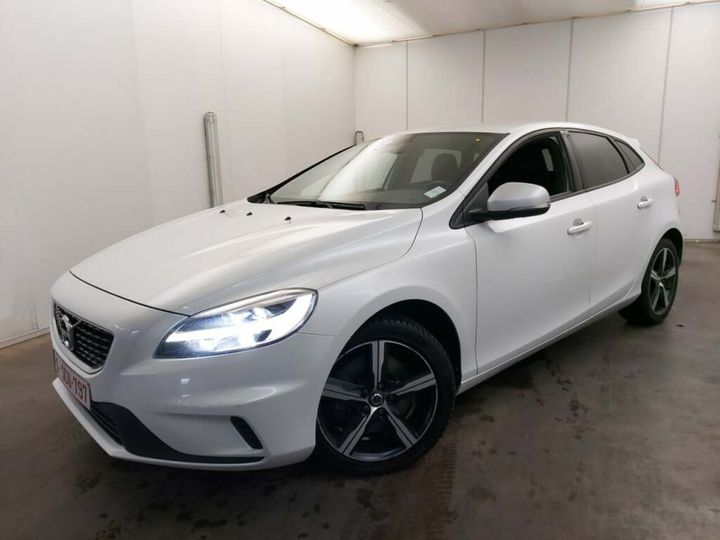 VOLVO V40 2017 yv1mv79l0h2438019