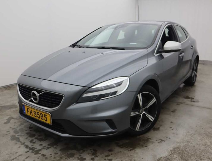 VOLVO V40 &#3916 2018 yv1mv79l0j2493183