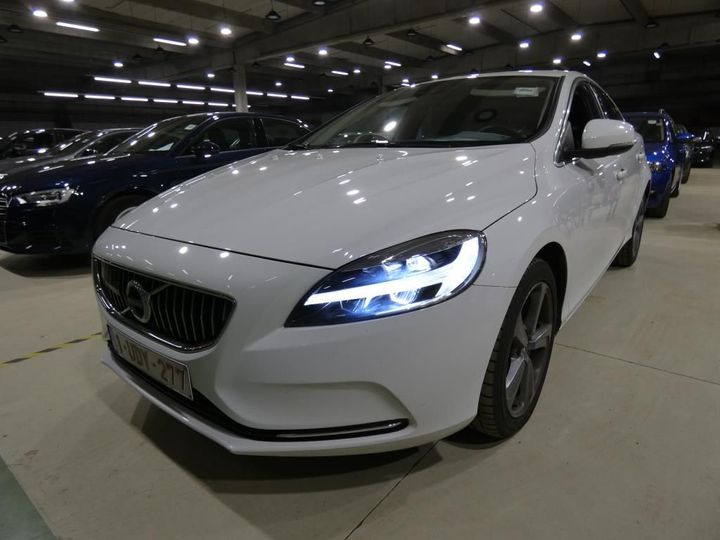 VOLVO V40 - 2016 2018 yv1mv79l0j2508078