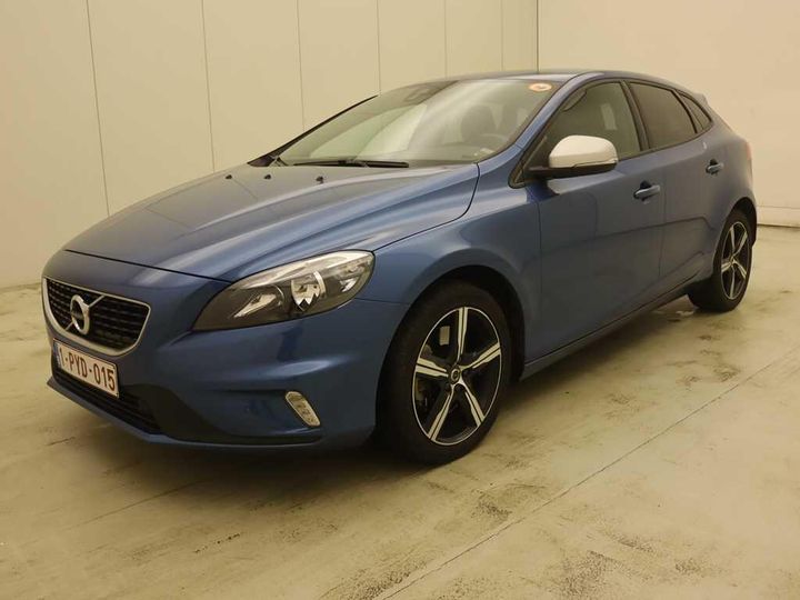 VOLVO V40 2016 yv1mv79l1h2391002