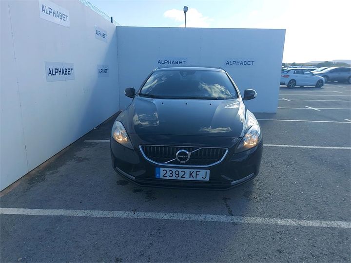 VOLVO V40 2017 yv1mv79l1j2461472