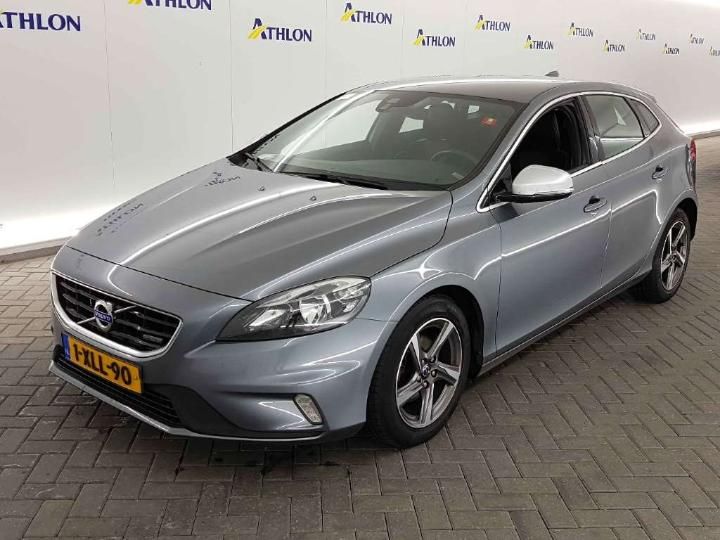 VOLVO V40 2014 yv1mv8431f2192373