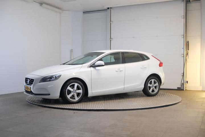 VOLVO V40 2014 yv1mv8431f2193783