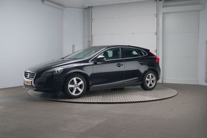 VOLVO V40 2014 yv1mv8431f2215012