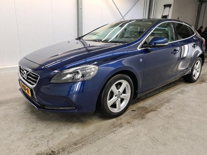 VOLVO V40 2014 yv1mv8431f2223947