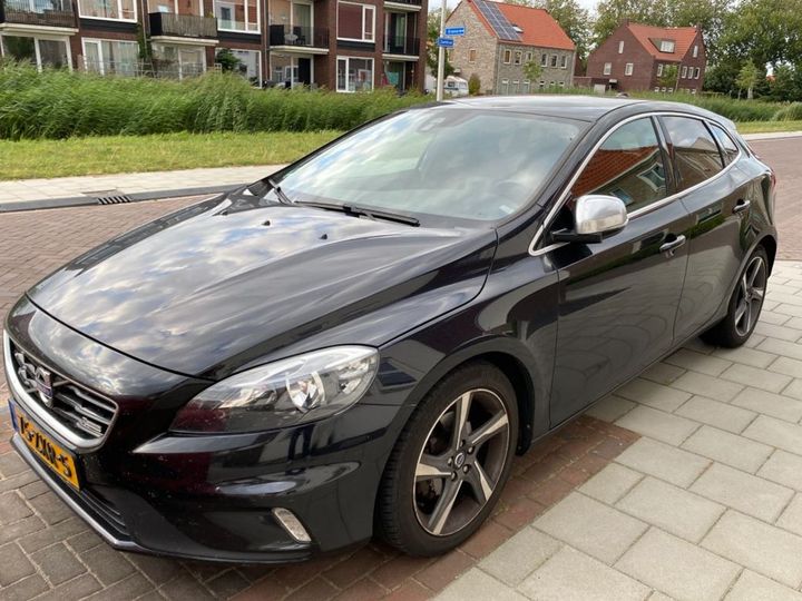 VOLVO V40 2013 yv1mv8461d2038547