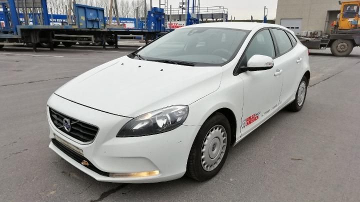 VOLVO V40 HATCHBACK 2015 yv1mv8481f2231341