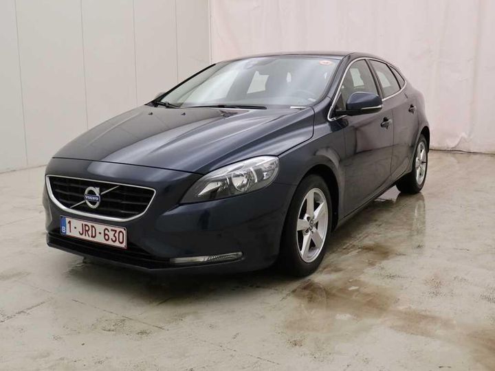 VOLVO V40 2015 yv1mv8481f2231402