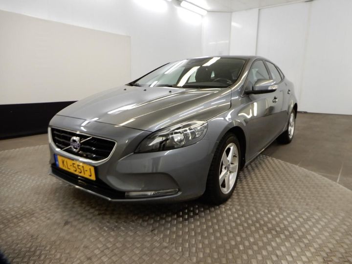 VOLVO V40 2015 yv1mv8481f2247327