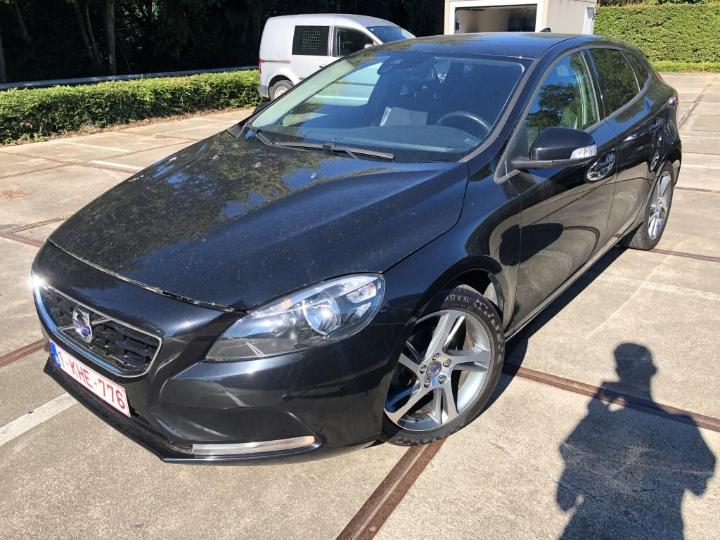 VOLVO V40 2015 yv1mv8481f2249177