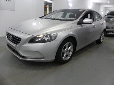 VOLVO V40 DIESEL - 2012 2015 yv1mv8481f2249267