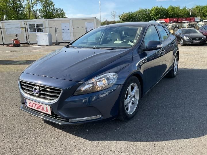 VOLVO V40 HATCHBACK 2014 yv1mv848bf2198360