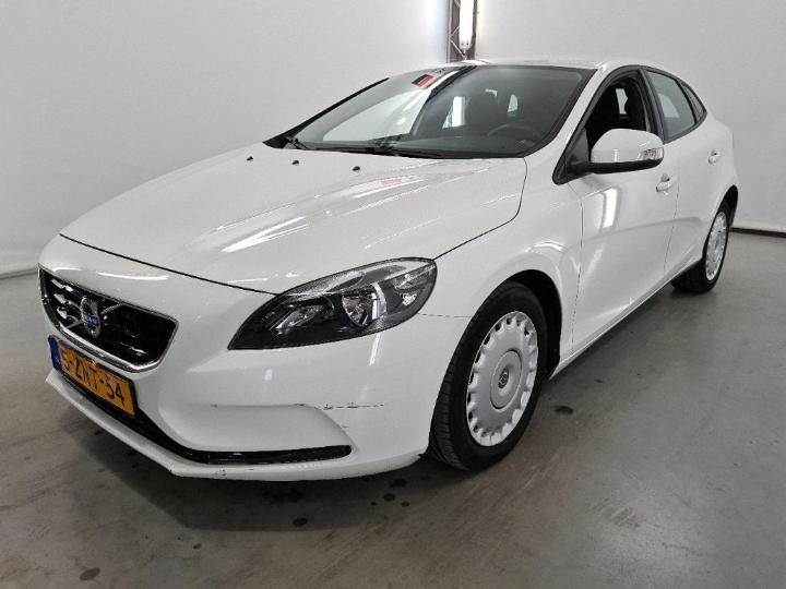 VOLVO V40 2015 yv1mv848bf2228822