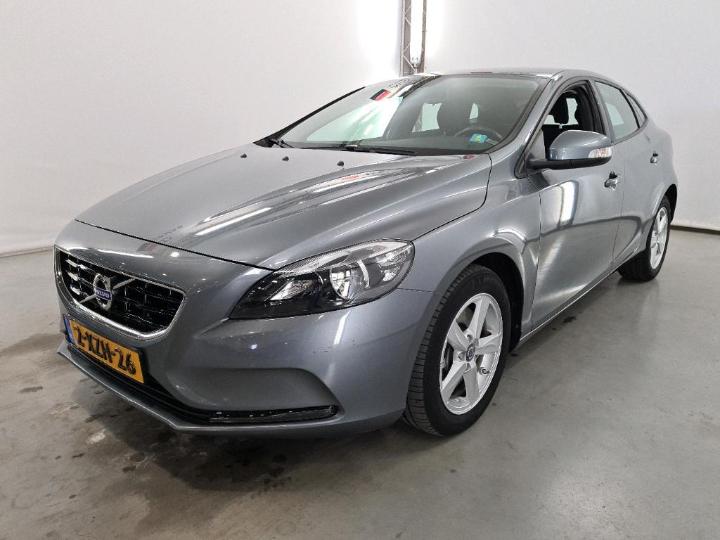 VOLVO V40 2014 yv1mva851f2193615