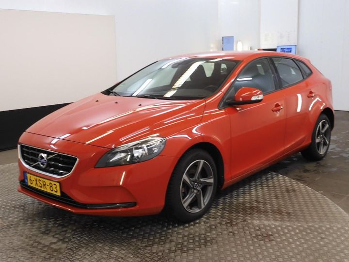 VOLVO V40 2014 yv1mva851f2205095