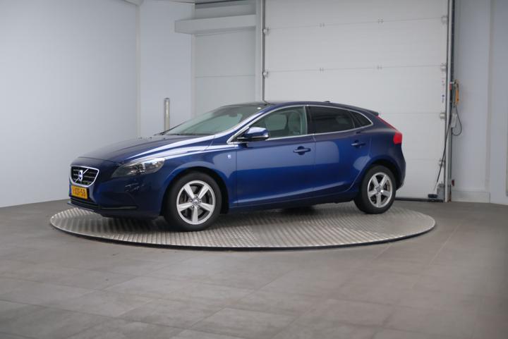 VOLVO V40 2014 yv1mva851f2212840