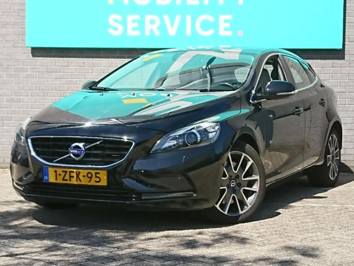 VOLVO V40 2014 yv1mva851f2223304