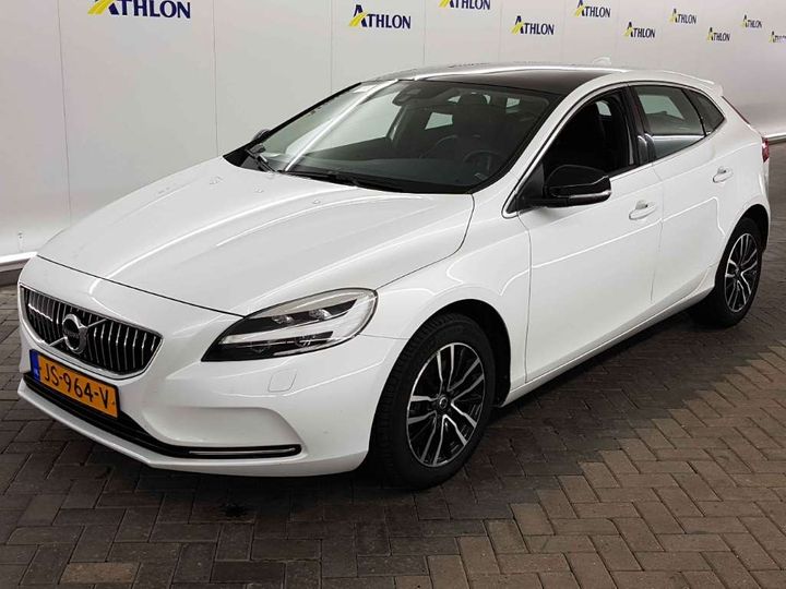 VOLVO V40 2016 yv1mva881h2363986