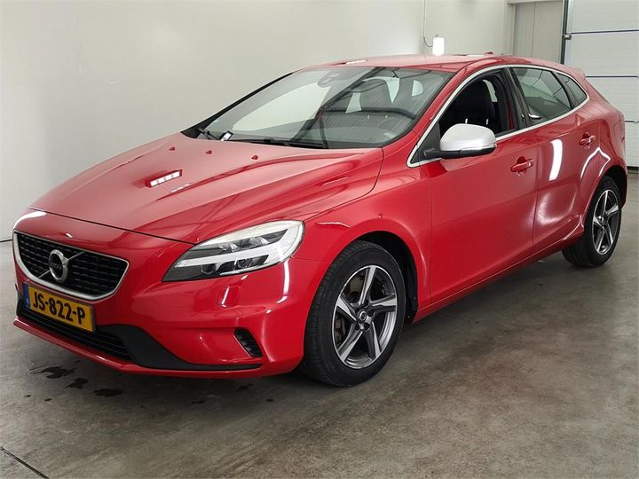 VOLVO V40 2016 yv1mva88dh2363891