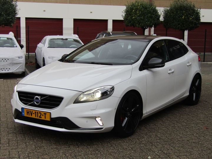 VOLVO V40 2015 yv1mva8ldg2295283