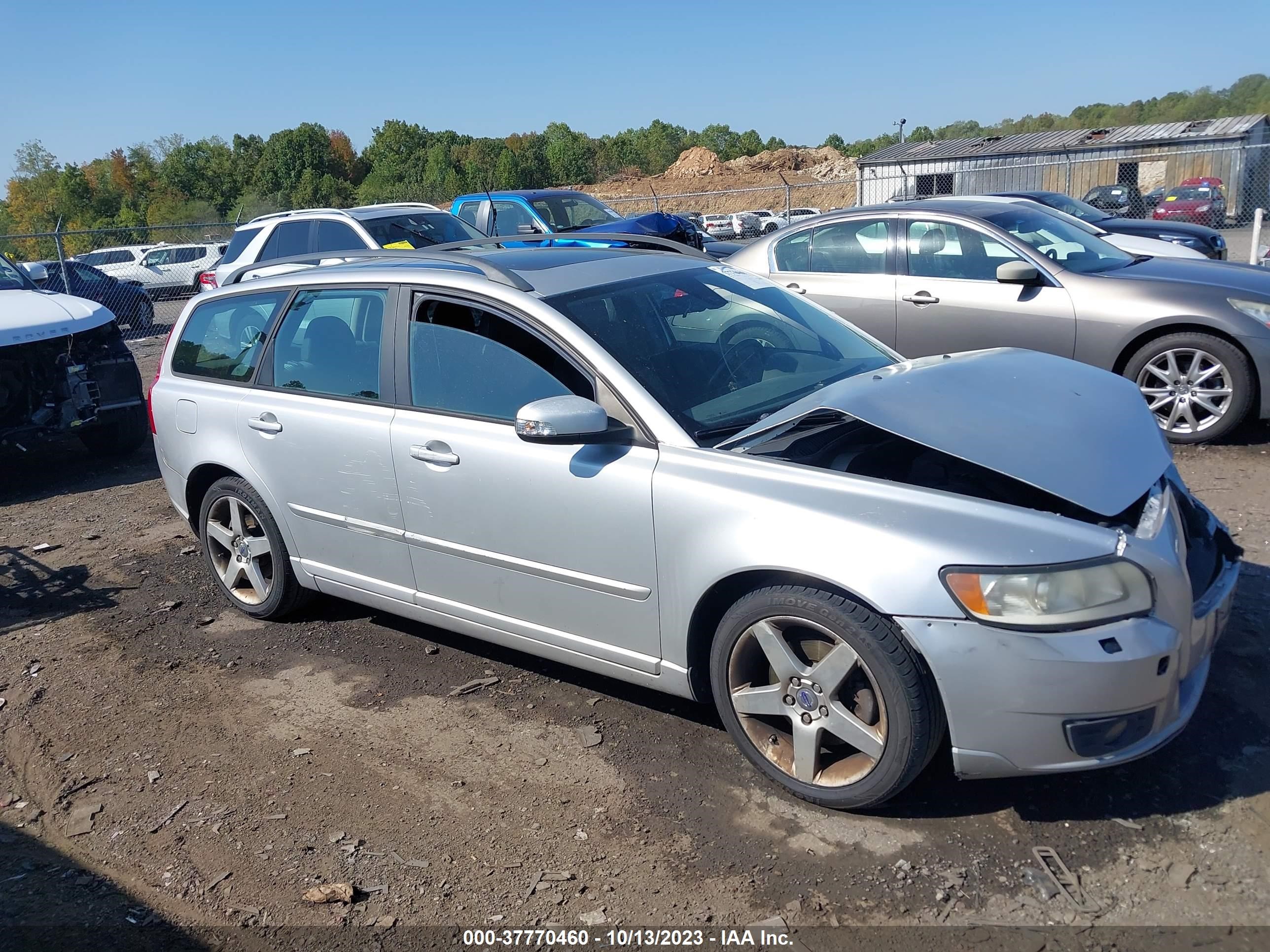 VOLVO V50 2008 yv1mw382582412576