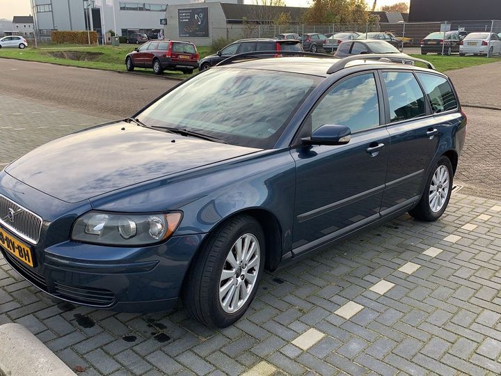 VOLVO V50 2005 yv1mw664262171253