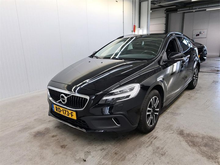 VOLVO V40 2017 yv1mz29l0j2147286