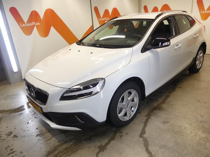 VOLVO V40 CROSS COUNT 2019 yv1mz32v0k2173496