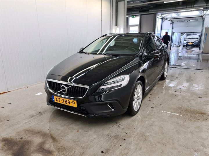 VOLVO V40 2019 yv1mz32v0k2179380